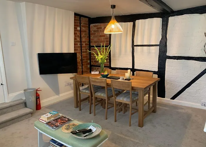 Hideaway Holiday Apartment