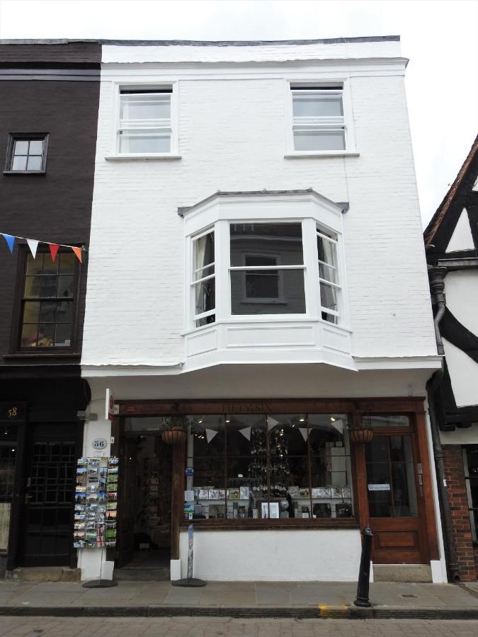 Hideaway Salisbury