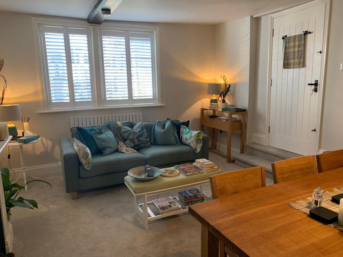 Hideaway Apartment *